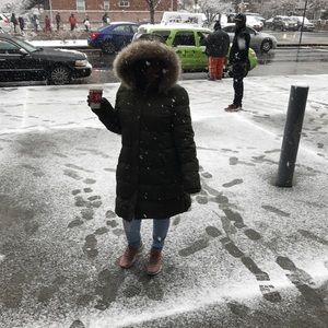 Meet your Posher, Korinah